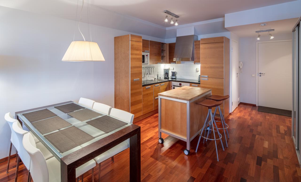 Апартаменти City Center Park View Studio With Sauna And Balcony Гельсінкі Екстер'єр фото